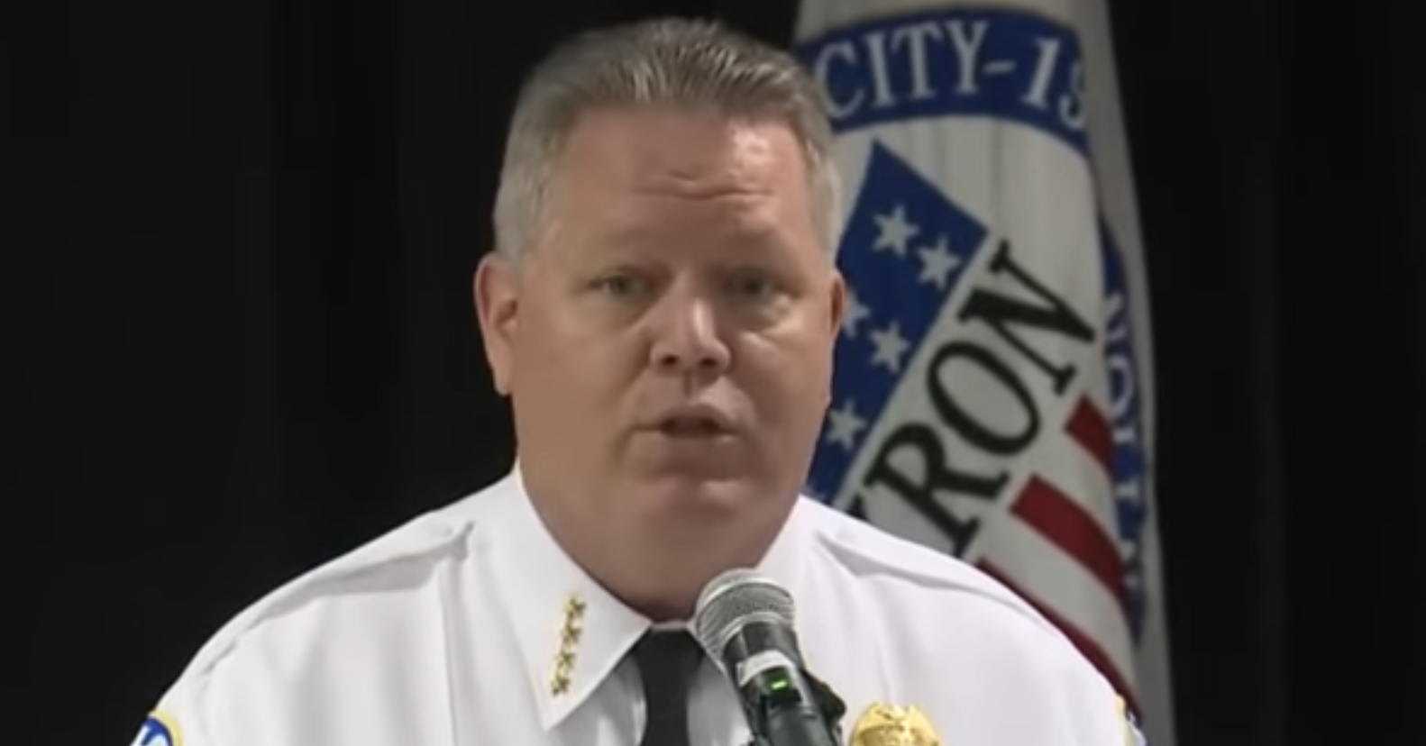 Akron Police Chief Stephen Mylett s